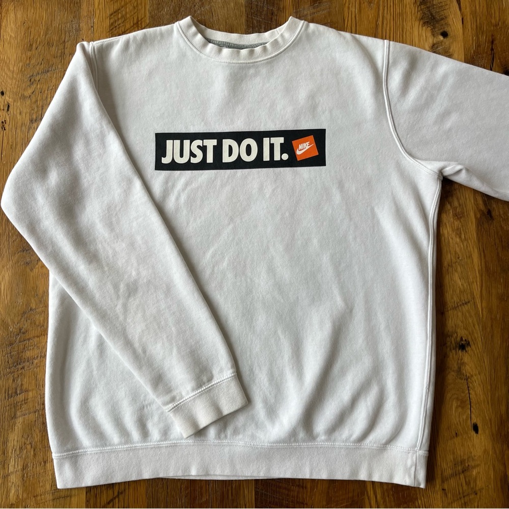 Nike Just Do It White Crewneck Sweatshirt Size L Logo Graphic Pullover